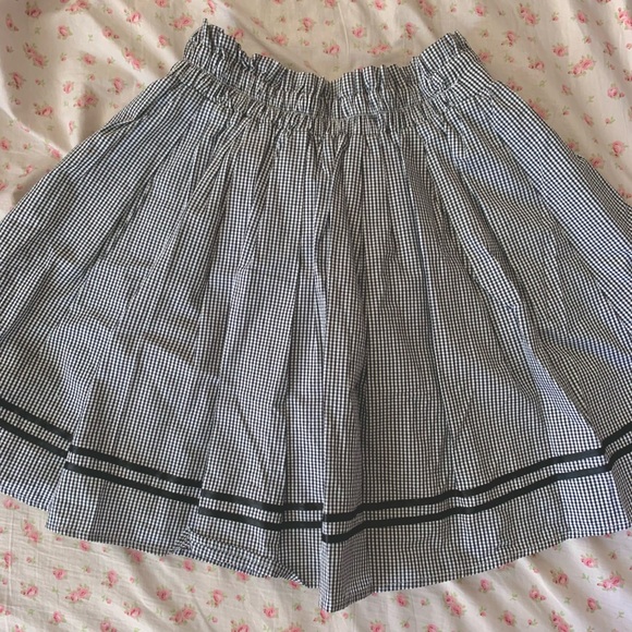 **MOVING SALE** Japanese brand gingham skirt - Picture 2 of 5